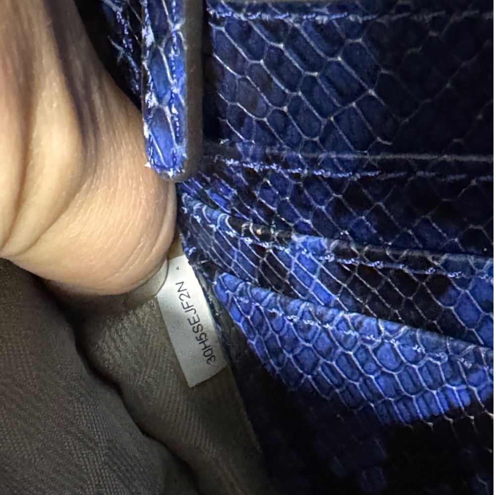 Michael Kors Ellie MD Shoulder Flap Clutch Bag Blue Snake Print Embossed Leather - Picture 4 of 13